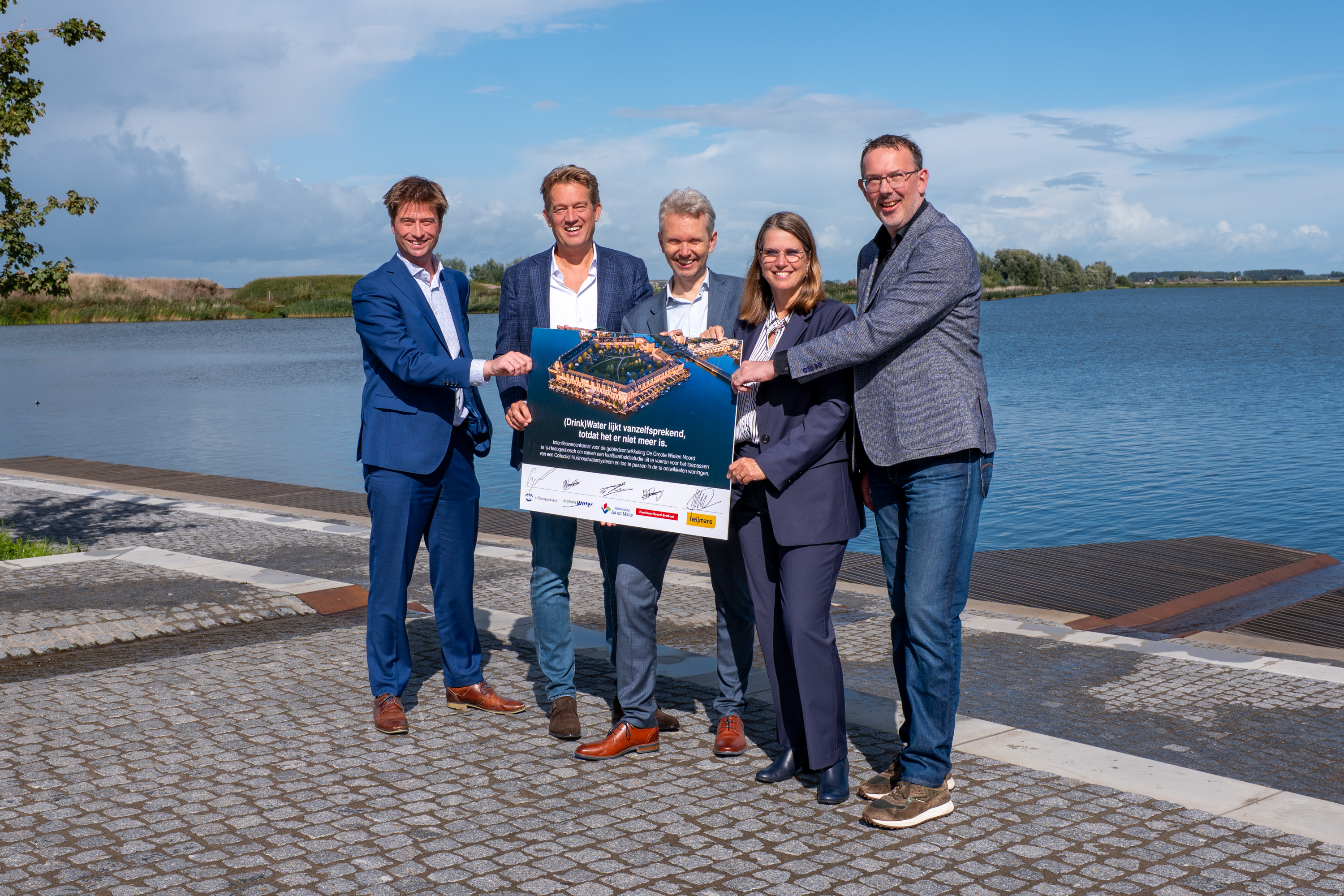 groote wielen Brabant Water ondertekening