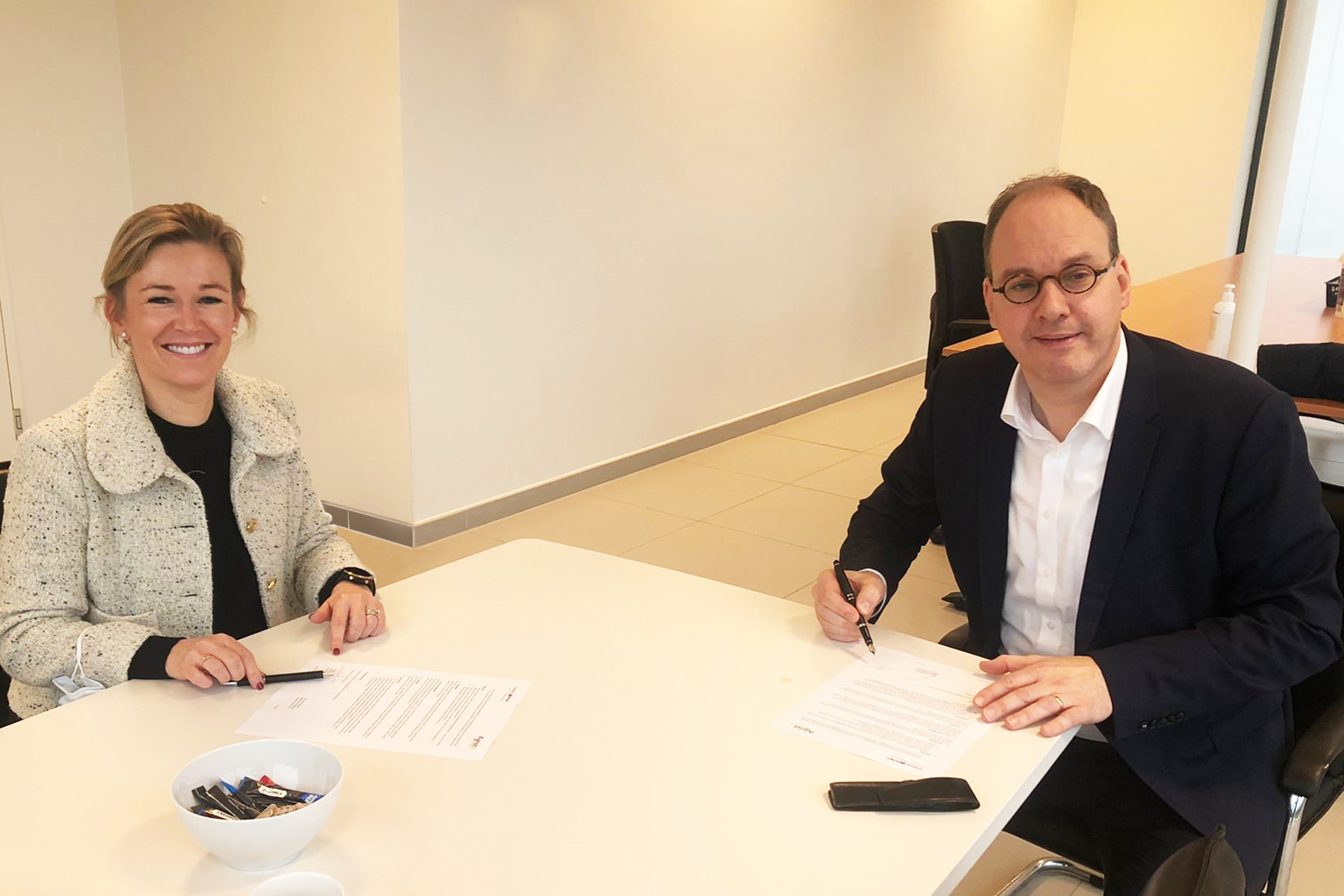 Ondertekening Brabant Water en Agristo