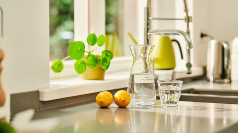 karaf_glas_water_met_citroen