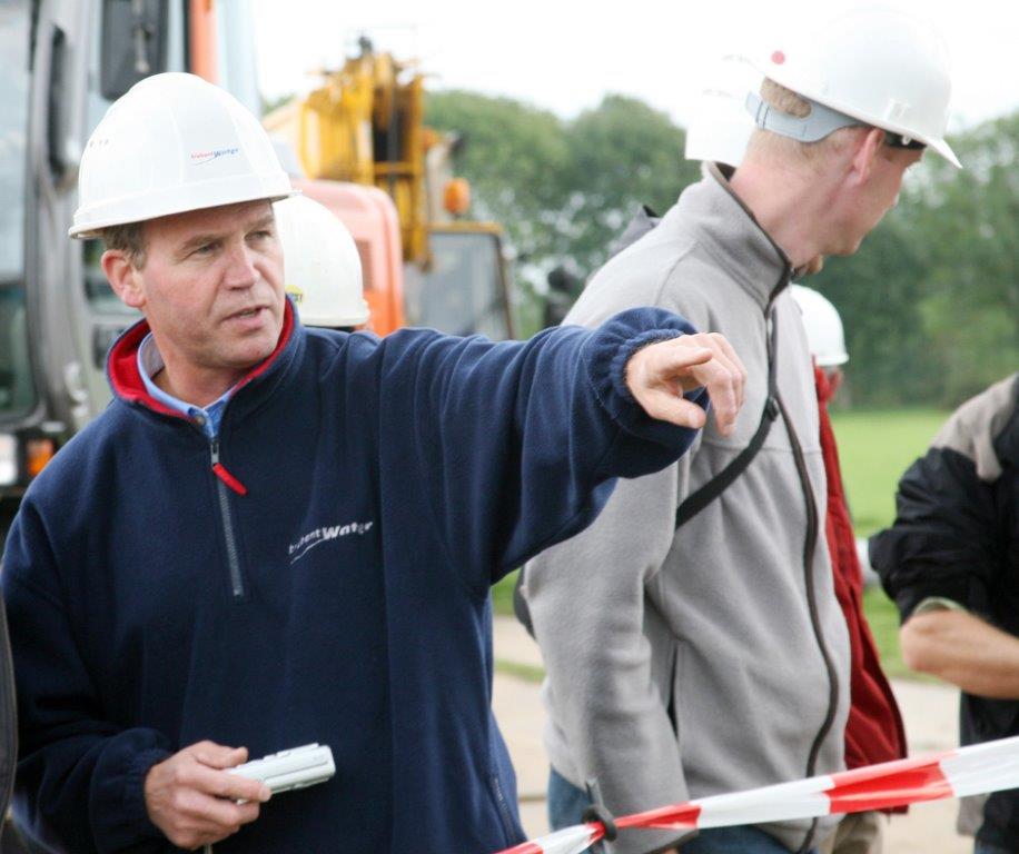 medewerker met helm